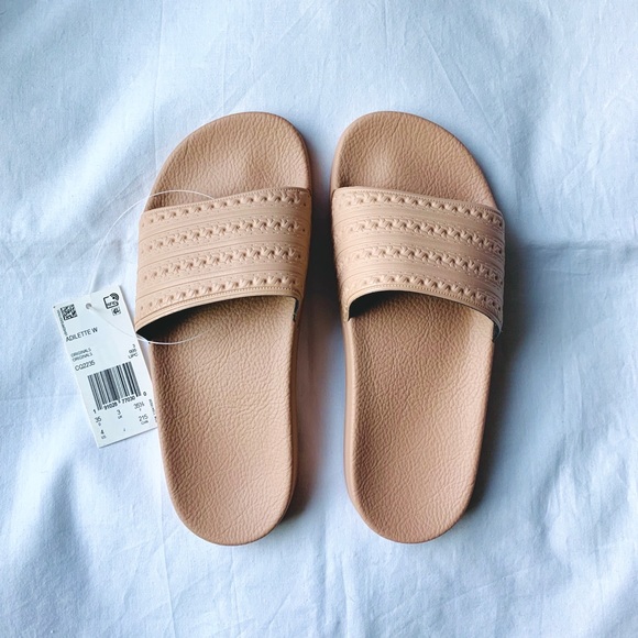 adilette slides ash pearl